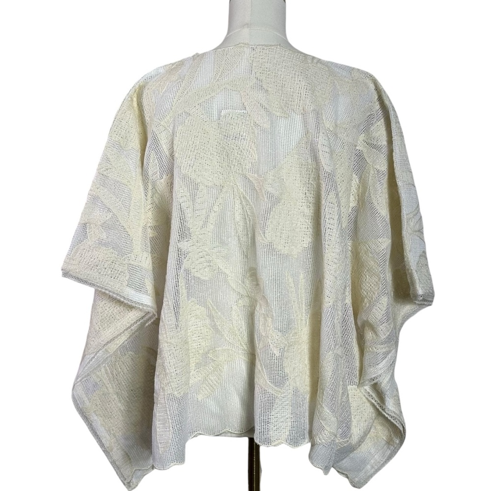 Free People Bohemian Beach Ethereal Cottage Lace Willow Tie Front Cape Kimono OS - Picture 12 of 15